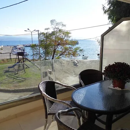 Filippos Apartments Amarynthos Dış mekan fotoğraf
